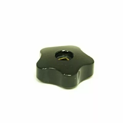 The Isomac 000174 Steam/Hot Water Knob is a black plastic, star-shaped knob with a threaded center hole, shown against a plain white background. © 2025 1st-line.com