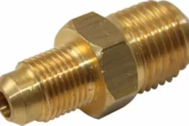 The Faema F.1177 Flow Meter Adaptor Fitting is a brass fitting with a hexagonal center and male threaded ends, designed for connecting pipes or tubing in plumbing or mechanical systems. © 2025 1st-line.com