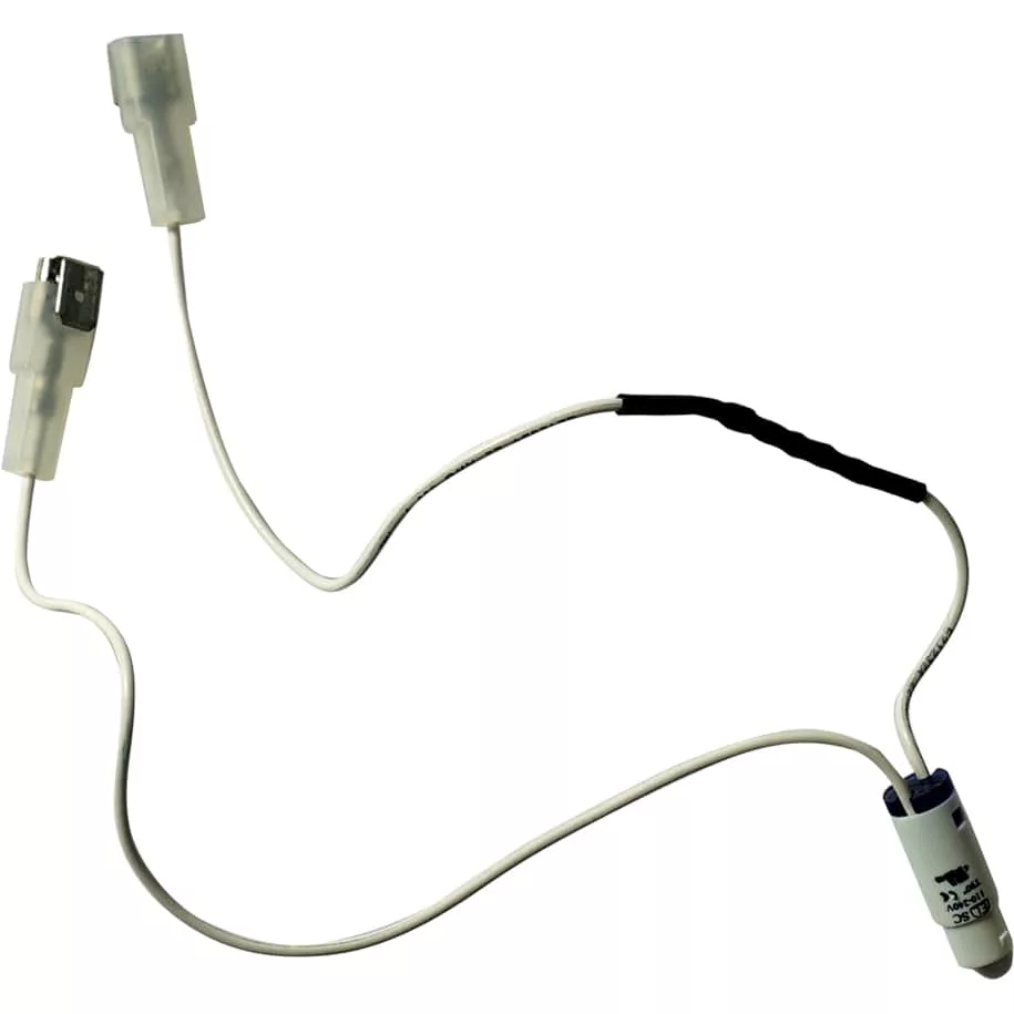 A white electrical wire for the Lelit MC422 Light, featuring a cylindrical capacitor at one end and two clear plastic connectors at the other, is displayed curved on a plain white background. © 2025 1st-line.com
