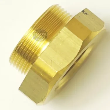 The SM.357 REDUCER is a brass hex bushing with internal and external threads, designed to connect pipes of different sizes. © 2025 1st-line.com