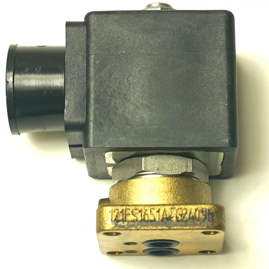 Close-up of the DISCONTINUED SM.488 21GRAM 2 CUP FILTER, featuring a brass and black solenoid valve with connector, serial number SM.488 stamped on the brass part, and a 21 gram filter for enhanced performance. © 2025 1st-line.com