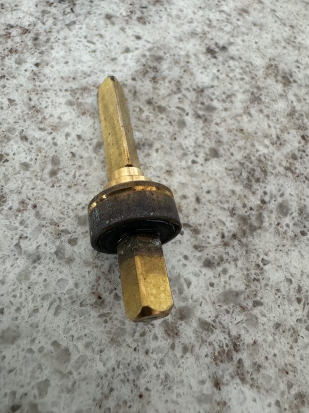 01/21/2025 UPDATE - 2nd Bianca with same issue - picture of lower valve stem/spindle with water stain that was causing lower E61 Bianca to leak while lever was pulled up