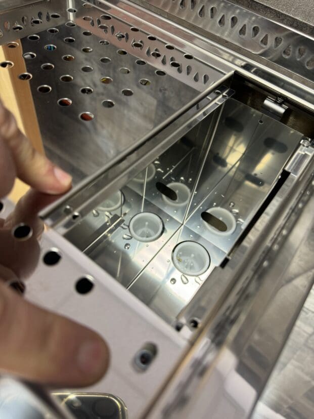 Rocket EPICA top panel by water reservoir