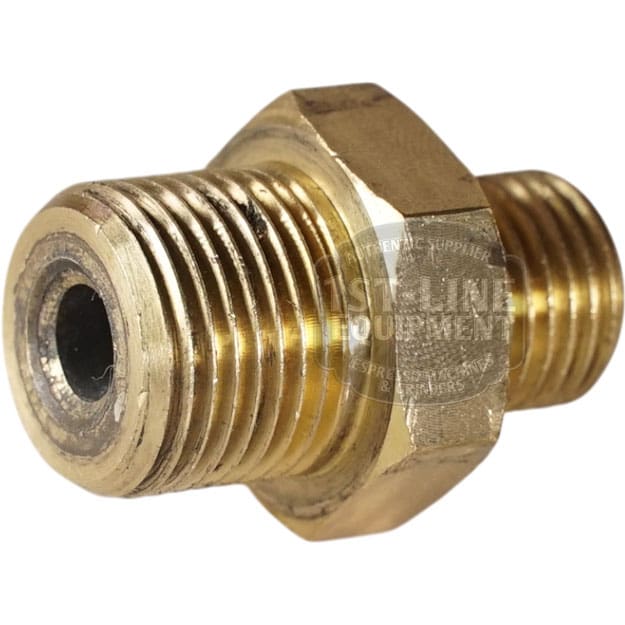 Close-up of the VBM RACCP867 fitting, featuring male threads on both ends and a central hex for tightening—perfect for connecting brass wands or use in articulated joint assemblies.